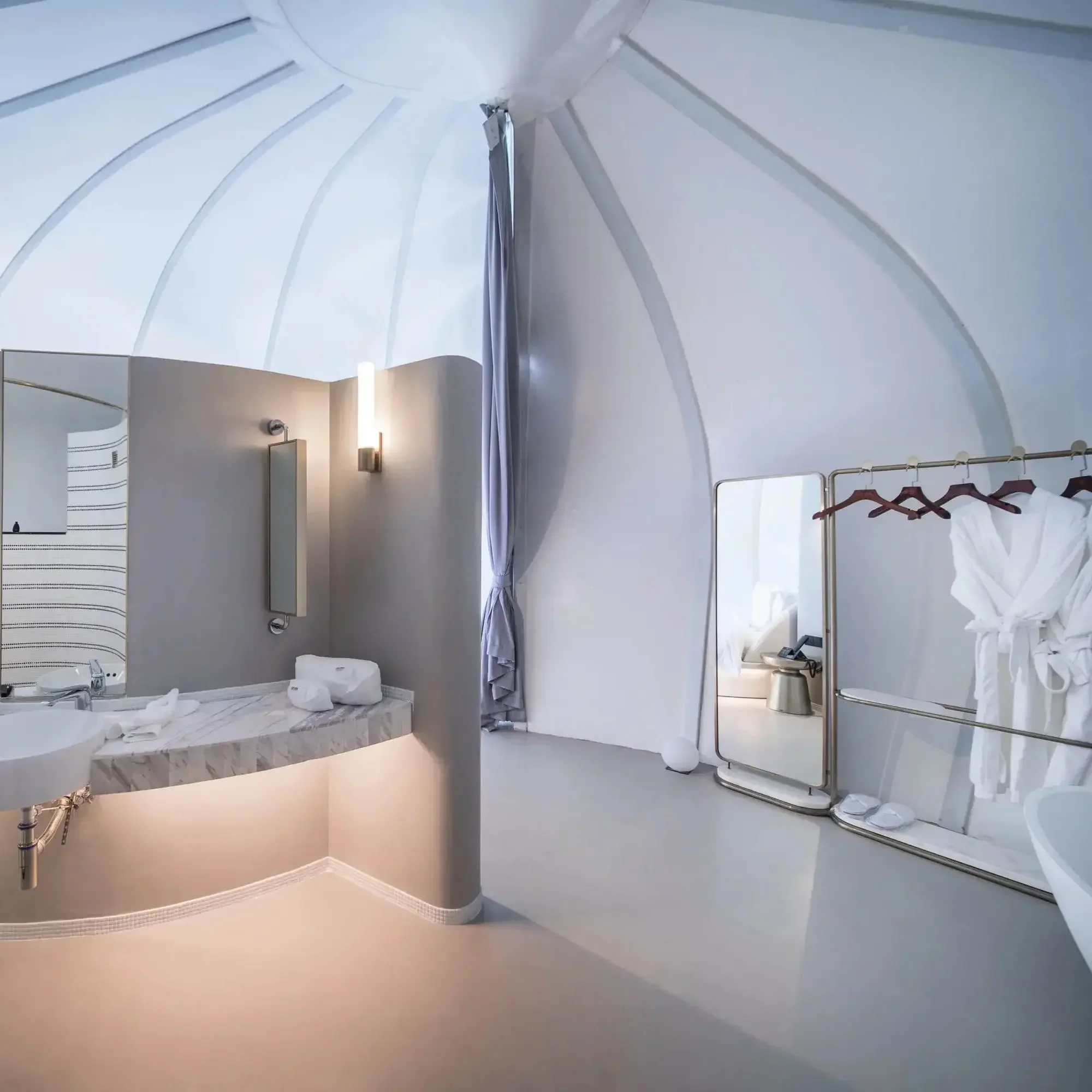 Luxury Snail Glamping Tent PVDF Tensile Structure Hotel - Image 4